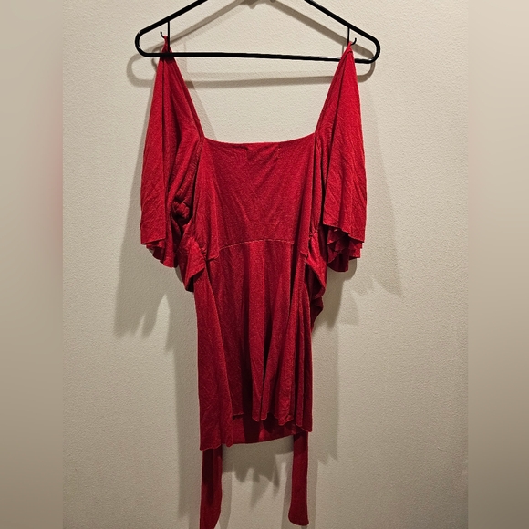 Vintage Red Off-Shoulder Top - Picture 5 of 5